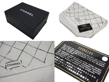 Load image into Gallery viewer, CHANEL シャネル マトラッセ25 チェーンショルダー ショルダーバッグ Wフラップ 22番台 ラムスキン トリコロールカラー シルバー金具 美品 中古 4b007004