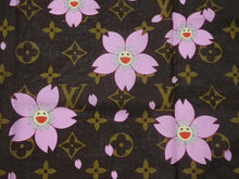 Load image into Gallery viewer, 極美品 LOUIS VUITTON ルイヴィトン LV × TM カレ モノグラム チェリーブロッサム スカーフ 村上隆 マロン M71920 中古 4b007010