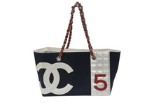 Load image into Gallery viewer, 極美品 CHANEL シャネル トートバッグ チェーンショルダー ココマーク 7番台 No.5 ネイビー シルバー キャンバス レザー 中古 4b007015