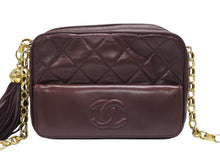 Load image into Gallery viewer, CHANEL シャネル チェーンショルダーバッグ 3番台 ココマーク フリンジ レザー ボルドー ゴールド金具 美品 中古 4b007025