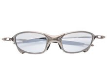 Load image into Gallery viewer, OAKLEY オークリー X-METAL JULIET ジュリエット サングラス メタルフレーム TITANIUM チタン シルバー 美品 中古 4b007132
