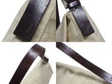 Load image into Gallery viewer, FENDI フェンディ マンマバケット ワンショルダーバッグ 26424 ズッキーノ柄 キャンバス レザー ベージュ シルバー金具 美品 中古 4b007137
