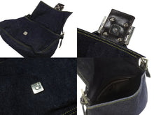 Load image into Gallery viewer, FENDI フェンディ マンマバケット ワンショルダーバッグ 26425 デニム レザー ネイビー シルバー金具 美品 中古 4b007142