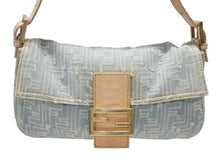 Load image into Gallery viewer, FENDI フェンディ ハンドバッグ ワンショルダーバッグ マンマバケット デニムキャンバス ズッカ ゴールド金具 美品 中古 4b007175