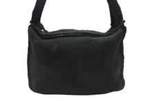 Load image into Gallery viewer, CHANEL シャネル ココマーク ムートン ワンショルダーバッグ 7番台 ブラック ゴールド金具 美品 中古 4b007177