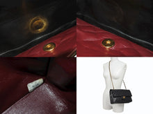Load image into Gallery viewer, CHANEL シャネル マトラッセ25 Wフラップ Wチェーンショルダーバッグ 5番台 A1112 ラムスキン ブラック シルバー金具 美品 中古 4b007192