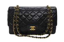 Load image into Gallery viewer, CHANEL シャネル マトラッセ25 Wフラップ Wチェーンショルダーバッグ 5番台 A1112 ラムスキン ブラック シルバー金具 美品 中古 4b007192