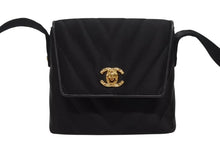 Load image into Gallery viewer, 極美品 CHANEL シャネル シェブロン Vステッチ 2way クラッチ ミニ ショルダーバッグ サテン ブラック 中古 4b007194