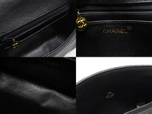 Load image into Gallery viewer, 極美品 CHANEL シャネル Vステッチ チェーンショルダーバッグ 3番台 AO1115 キャビアスキン ココマーク ブラック ゴールド金具 中古 4b007195