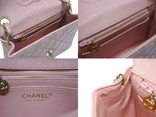 Load image into Gallery viewer, 極美品 CHANEL シャネル ミニマトラッセ チェーンショルダーバッグ ココマーク 7番台 キャビアスキン ピンク ゴールド金具 中古 4b007196