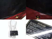 Load image into Gallery viewer, 極美品 CHANEL シャネル マトラッセ25 Wフラップ Wチェーンショルダーバッグ 0番台 ラムスキン ココマーク ブラック ゴールド金具 中古 4b007231