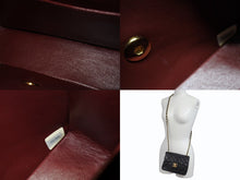 Load image into Gallery viewer, 極美品 CHANEL シャネル ミニマトラッセ17 Sフラップ Sチェーンショルダーバッグ 0番台 ラムスキン ココマーク ブラック ゴールド金具 中古 4b007233