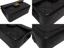 Load image into Gallery viewer, 極美品 CHANEL シャネル ミニマトラッセ17 Sフラップ Sチェーンショルダーバッグ 0番台 ラムスキン ココマーク ブラック ゴールド金具 中古 4b007233