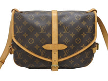 Load image into Gallery viewer, LOUIS VUITTON ルイヴィトン ソミュール30 ショルダーバッグ ブラウン モノグラム ロゴ 斜めがけ M42256 美品 中古 4b007236