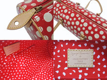 Load image into Gallery viewer, 極美品 LOUISVUITTON ルイヴィトン 草間彌生 パピヨン M91425 ショルダーバッグ モノグラムヴェルニ ドットインフィニティ ルージュ 中古 4b007243