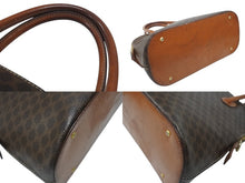 Load image into Gallery viewer, CELINE セリーヌ マカダム柄 ハンドバッグ ロゴ ゴールド金具 PVC レザー ブラウン 茶色 鞄 美品 中古 4b007247