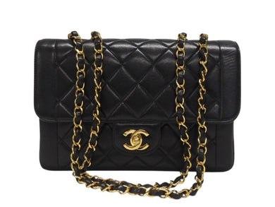 極美品 CHANEL シャネル マトラッセ23 Wチェーンショルダーバッグ 3番台 ラムスキン ココマーク ブラック ゴールド金具 中古 4b007249