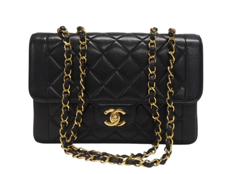 極美品 CHANEL シャネル マトラッセ23 Wチェーンショルダーバッグ 3番台 ラムスキン ココマーク ブラック ゴールド金具 中古 4b007249