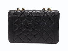 Load image into Gallery viewer, 極美品 CHANEL シャネル マトラッセ23 Wチェーンショルダーバッグ 3番台 ラムスキン ココマーク ブラック ゴールド金具 中古 4b007249