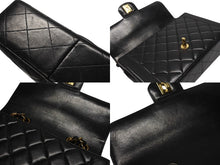 Load image into Gallery viewer, 極美品 CHANEL シャネル マトラッセ23 Wチェーンショルダーバッグ 3番台 ラムスキン ココマーク ブラック ゴールド金具 中古 4b007249