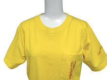 Load image into Gallery viewer, CHROME HEARTS クロムハーツ スクロールラベルロゴ 半袖Tシャツ サイズS プリント イエロー レッド 美品 中古 4b007266