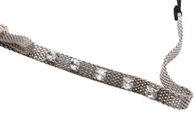 Load image into Gallery viewer, 極美品 MIUMIU ミュウミュウ チョーカー ネックレス リボン ラインストーン メタル シルバー ブラック シルバー金具 中古 4b007279