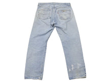 Load image into Gallery viewer, CHROME HEARTS クロムハーツ × LEVI&#39;S リーバイス デニムパンツ ジーンズ サイズ36 クロスボールボタン インディゴブルー 美品 中古 4b007281