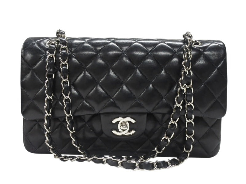 極美品 CHANEL シャネル マトラッセ25 Wフラップ Wチェーンショルダーバッグ 9番台 ラムスキン ココマーク ブラック シルバー金具 中古 4b007305