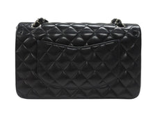 Load image into Gallery viewer, 極美品 CHANEL シャネル マトラッセ25 Wフラップ Wチェーンショルダーバッグ 9番台 ラムスキン ココマーク ブラック シルバー金具 中古 4b007305