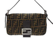 Load image into Gallery viewer, FENDI フェンディ マンマバケット ワンショルダーバッグ ズッカ柄 キャンバス レザー ブラウン シルバー金具 美品 中古 4b007338