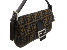 Load image into Gallery viewer, FENDI フェンディ マンマバケット ワンショルダーバッグ ズッカ柄 キャンバス レザー ブラウン シルバー金具 美品 中古 4b007338