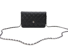 Load image into Gallery viewer, 極美品 CHANEL シャネル クラシック マトラッセ チェーンウォレット ショルダーバッグ LGPCX2U6 キャビアスキン ブラック 中古 4b007350