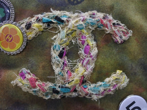 極美品 CHANEL シャネル エンブロイダリー グラフィティ ショルダーバッグ A92789 ココマーク 20番台 カーキ 中古 4b007352