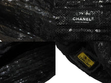 Load image into Gallery viewer, 極美品 CHANEL シャネル デカマトラッセ32 Sフラップ Wチェーンショルダーバッグ 12番台 ココマーク スパンコール シルバー金具 中古 4b007366