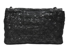 Load image into Gallery viewer, 極美品 CHANEL シャネル デカマトラッセ32 Sフラップ Wチェーンショルダーバッグ 12番台 ココマーク スパンコール シルバー金具 中古 4b007366
