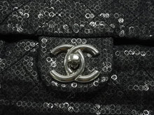 Load image into Gallery viewer, 極美品 CHANEL シャネル デカマトラッセ32 Sフラップ Wチェーンショルダーバッグ 12番台 ココマーク スパンコール シルバー金具 中古 4b007366