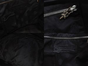 新品同様 CHROME HEARTS クロムハーツ 新型 ジムバッグ ミディアム ハンドバッグ セメタリークロスパッチ 14パッチ ブラック 中古 4b007404