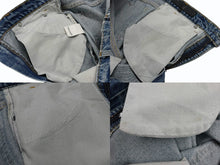 Load image into Gallery viewer, 極美品 CHROME HEARTS クロムハーツ LEVI&#39;S 517 リーバイス 517 セメタリークロスパッチデニム ジーンズ サイズ32 15パッチ 中古 4b007406
