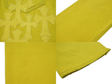 Load image into Gallery viewer, 極美品 CHROME HEARTS クロムハーツ LEVI&#39;S リーバイス 501 セメタリークロスパッチデニム ジーンズ サイズ31 35パッチ 中古 4b007408