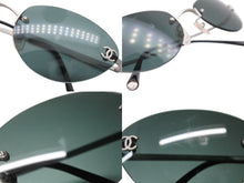 Load image into Gallery viewer, CHANEL シャネル ヴィンテージ リムレス サングラス 4003 c.103/71 サイズ53◻︎19 130 ココマーク シルバー ブラック 美品 中古 4b007431