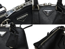 Load image into Gallery viewer, 極美品 PRADA プラダ 2WAY ミニハンドバッグ ショルダーバッグ トライアングルロゴ ブラック シルバー金具 中古 4b007452