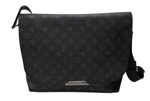極美品 LOUIS VUITTON ルイヴィトン メッセンジャーPM モノグラム ブラック エクリプス M40565 シルバー金具 中古 4b007459
