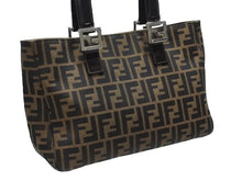 Load image into Gallery viewer, FENDI フェンディ ハンドバッグ トートバッグ ズッカ柄 キャンバス ブラウン シルバー金具 美品 中古 4b007470