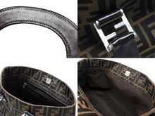 Load image into Gallery viewer, FENDI フェンディ ハンドバッグ トートバッグ ズッカ柄 キャンバス ブラウン シルバー金具 美品 中古 4b007470