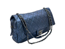 画像をギャラリービューアに読み込む, CHANEL シャネル Sフラップ Wチェーンショルダーバッグ 18番台 ココマーク キャビアスキン メタリックブルー 美品 中古 4b007489