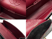 Load image into Gallery viewer, 極美品 CHANEL シャネル マトラッセ25 Wフラップ Wチェーンショルダーバッグ 3番台 ラムスキン ココマーク ブラック ゴールド金具 中古 4b007492