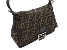 Load image into Gallery viewer, FENDI フェンディ マンマバケット ショルダーバッグ ズッカ柄 コットンキャンバス レザー ブラウン シルバー金具 美品 中古 4b007496