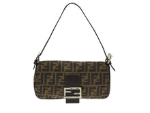 Load image into Gallery viewer, 極美品 FENDI フェンディ マンマバケット ワンショルダーバッグ 26424 ズッカ柄 キャンバス レザー ブラウン シルバー金具 中古 4b007497