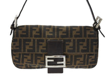 Load image into Gallery viewer, 極美品 FENDI フェンディ マンマバケット ワンショルダーバッグ 26424 ズッカ柄 キャンバス レザー ブラウン シルバー金具 中古 4b007497