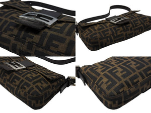 極美品 FENDI フェンディ マンマバケット ワンショルダーバッグ 26424 ズッカ柄 キャンバス レザー ブラウン シルバー金具 中古 4b007497